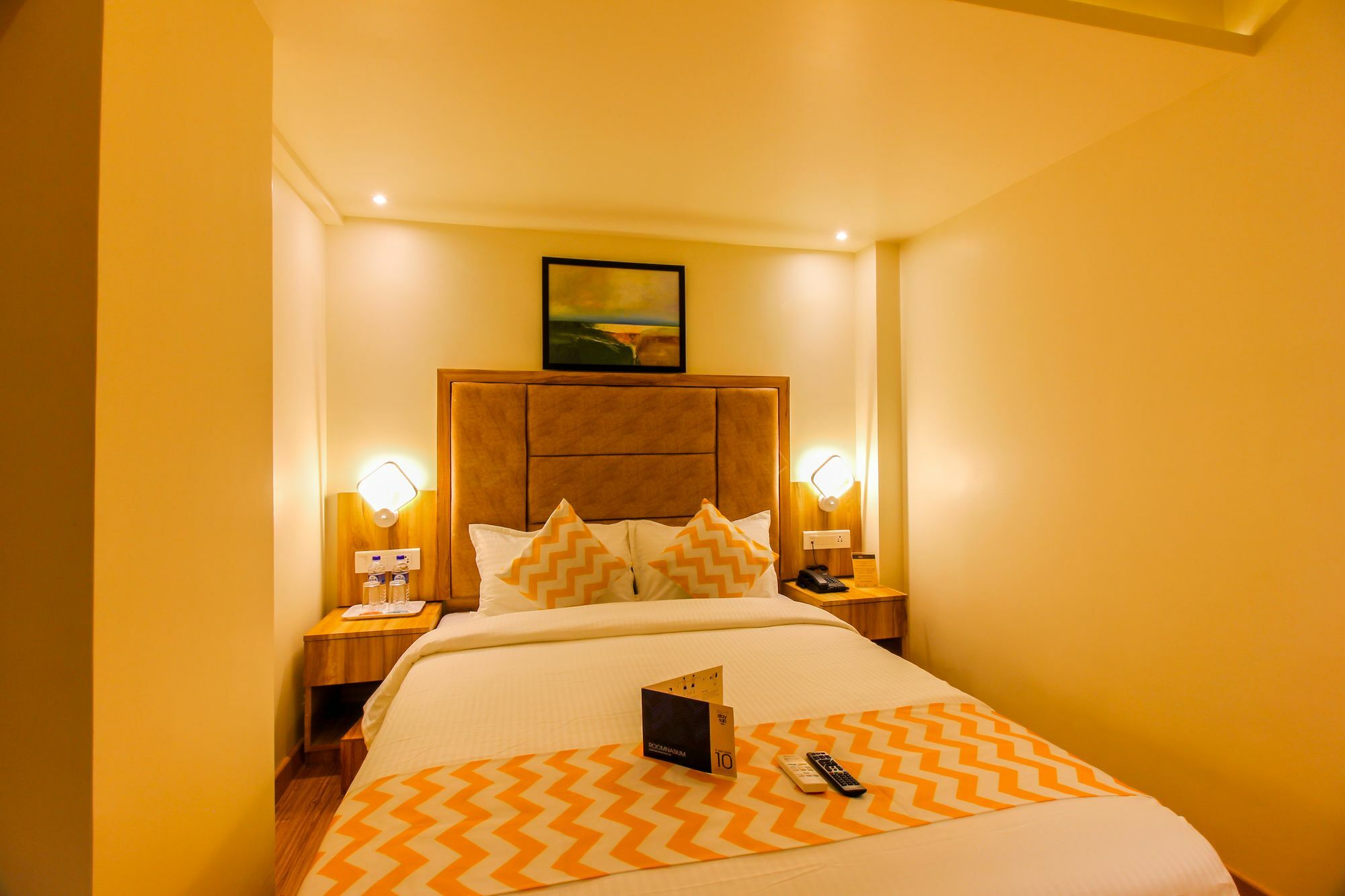 Fluorescent By Bizzgrow Hotels International Airport - Formerly Known As Byaris International Bombay Eksteriør billede